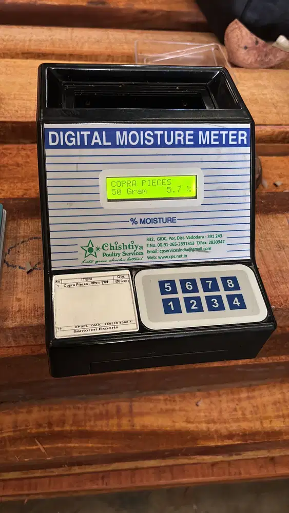 Digital moisture meter