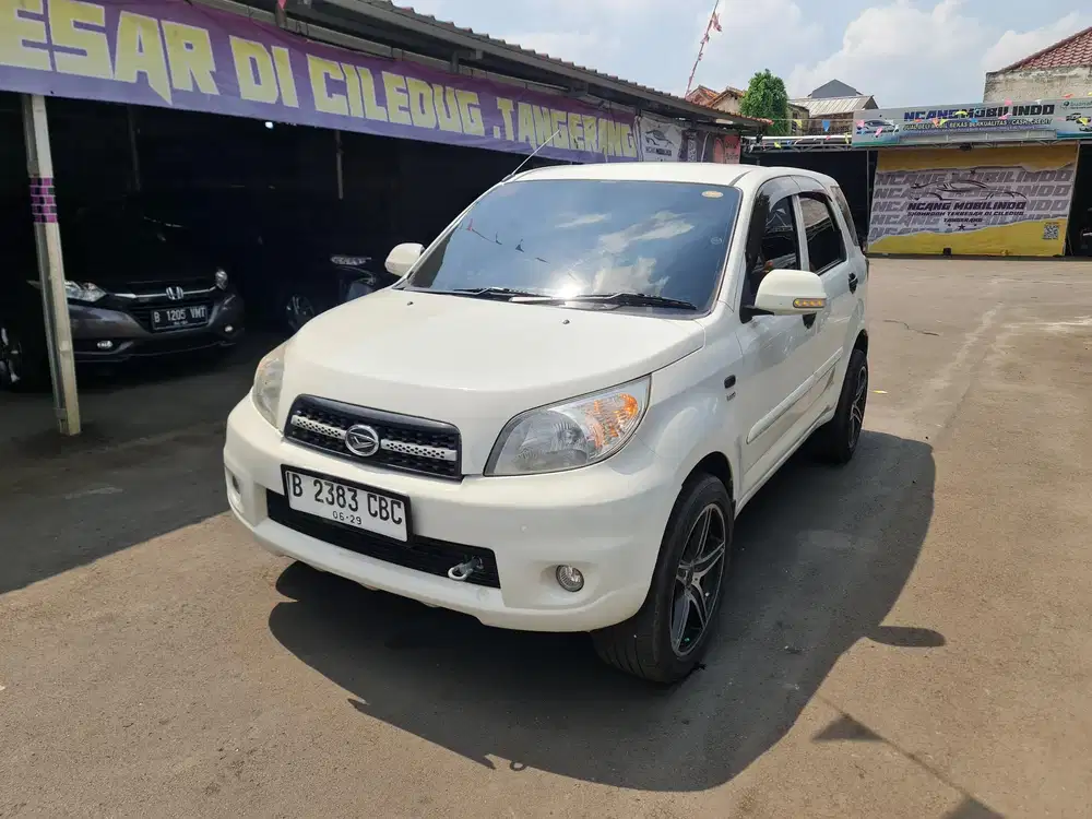 Daihatsu Terios TS extra matic 2014 (DP 3 JT)