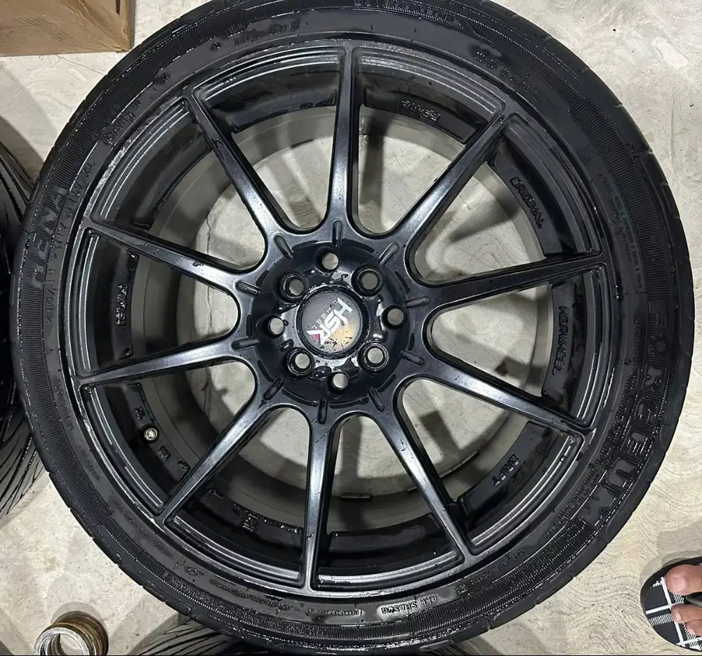 Dijual HSR Shinjuku Ring 17 + Ban Hena 215 / 45