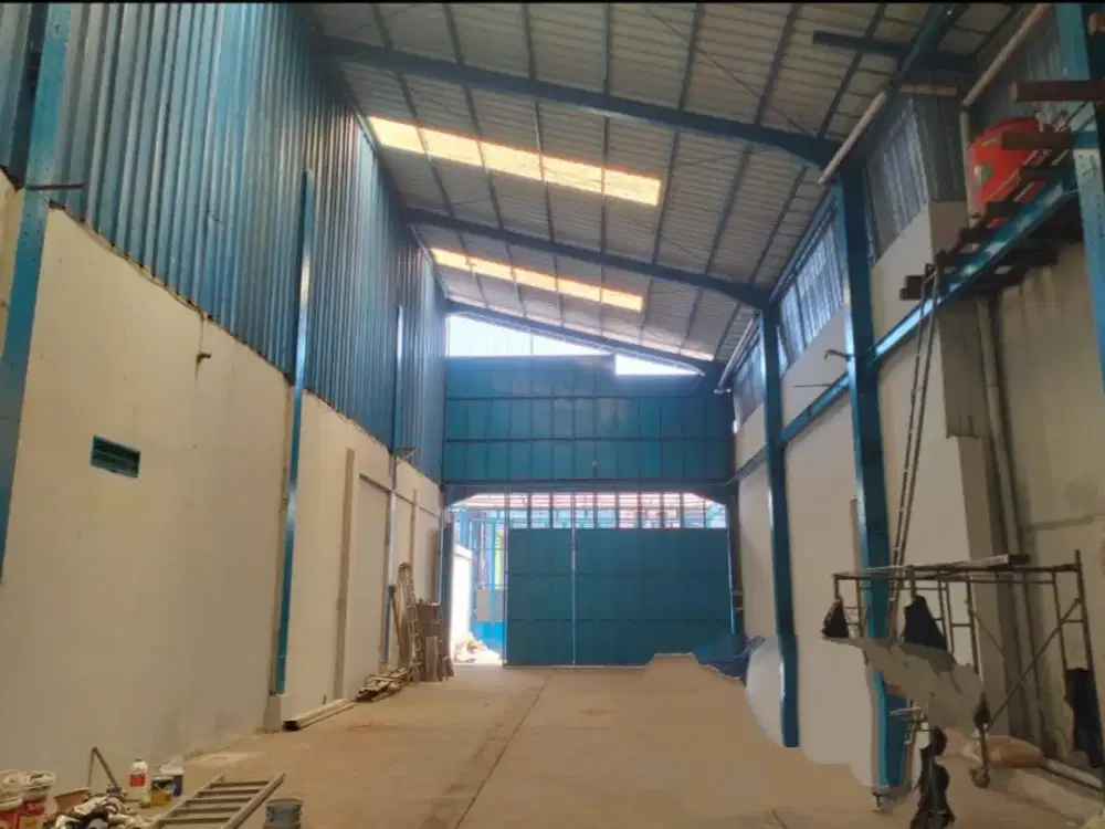 Disewakan Gudang Siap Pakai di Sayap Kopo