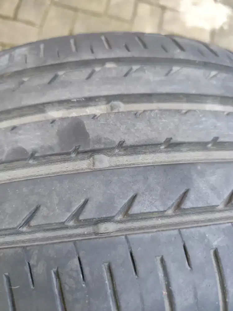 Ban TOYO, 215/50 R18. Standar Mazda CX-3
