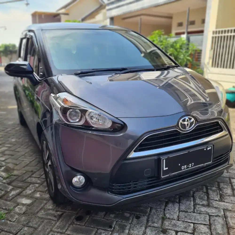 Toyota Sienta V 2017 [Milik Pribadi]