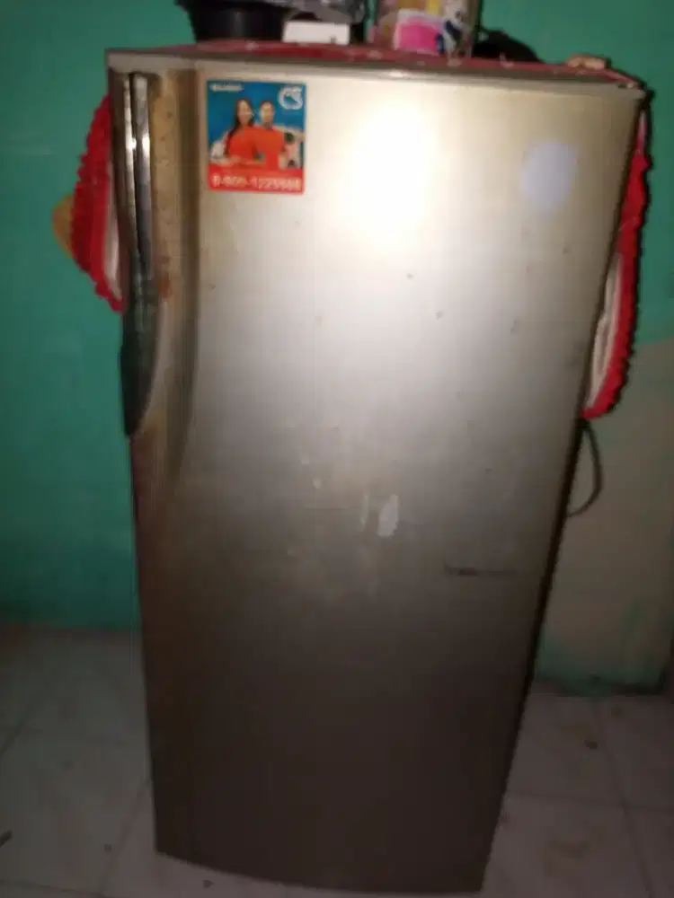 Jual cepat kulkas Sharp