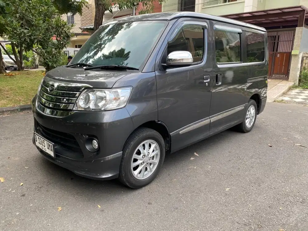 Daihatsu Luxio X AT 2024 Like New !!
