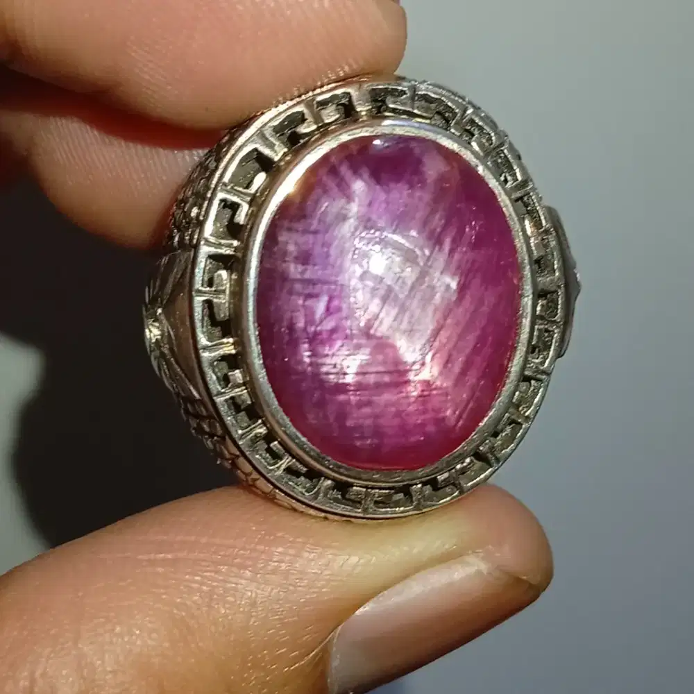 Natural Ruby Star Burma size kantor barang lama
