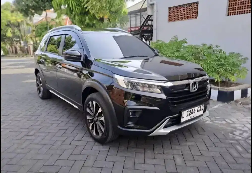 KM 19 RB # BR-V / BRV 1.5 PRESTIGE 2023 - FULL ORI