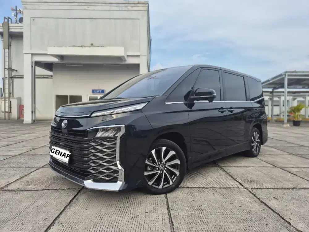 (DP 30jt) Low Km Toyota Voxy 2.0 New AT 2022 Tgn1 Terawat Siap Pakai