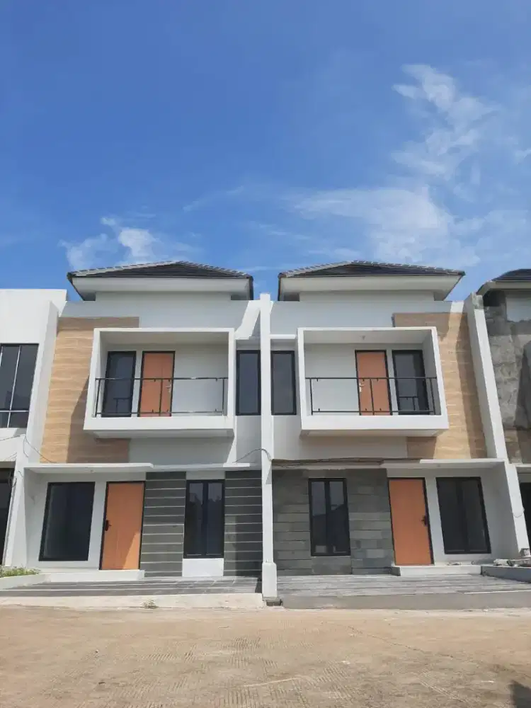Beli rumah dapat motor Vespa matic tanpa diundi hanya di Setu Bekasi