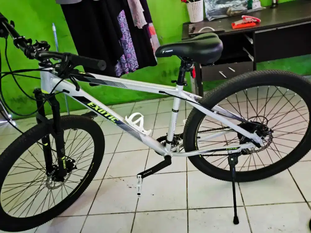 MTB Exotic frame alloy ukuran 27.5 pemakaian kurang dri sebulan