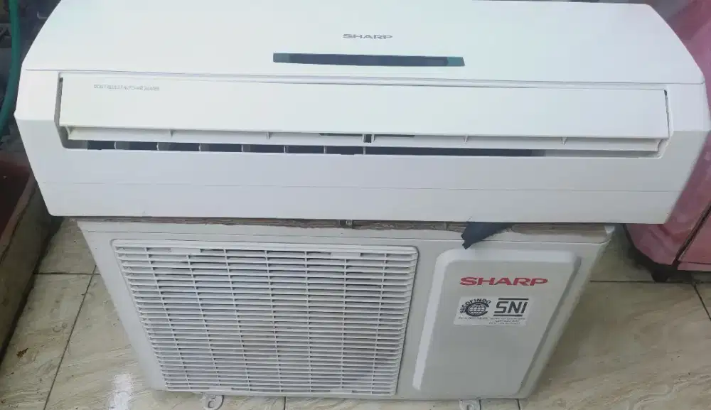 Jual ac sharp 1/2pk lowwat 310watt kondisi 95% ori semua