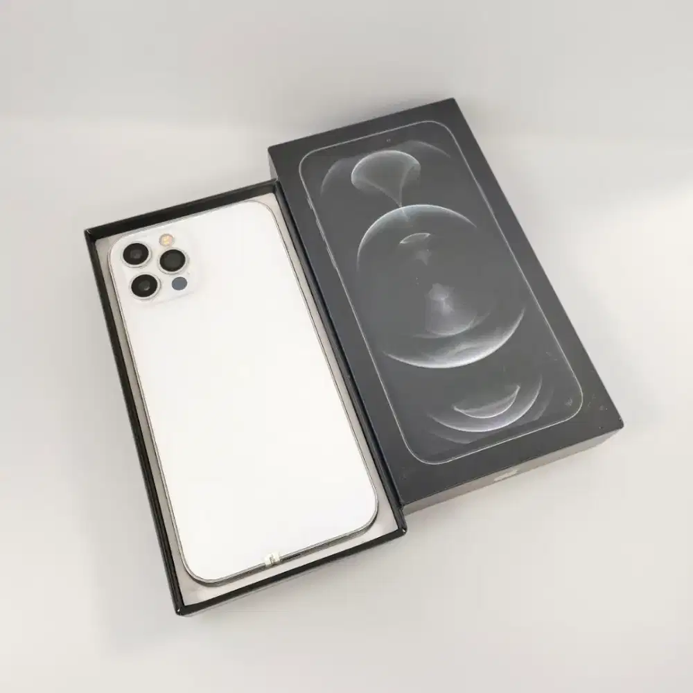 IP 12 PRO 128GB BISA SEMUA KARTU FULSET LOK PLAZA JAMBU DUA BOGOR