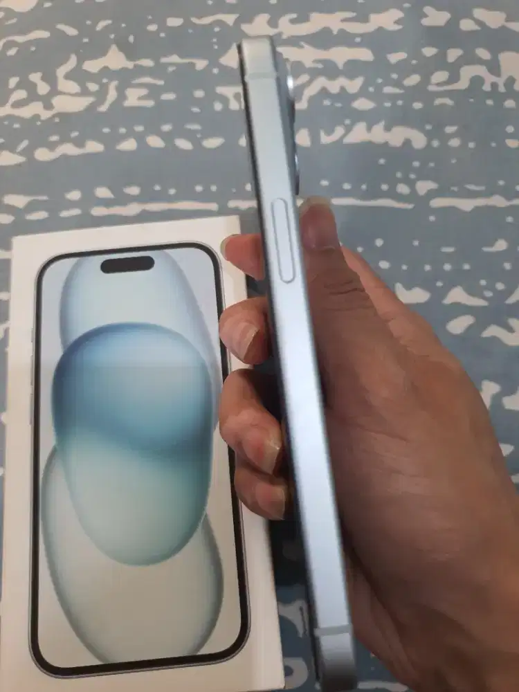 Iphone 15 128 blue ibox garansi panjang