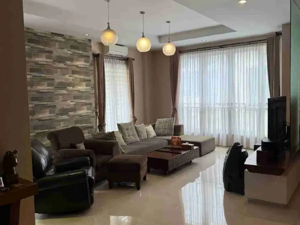 DIJUAL VILLA MEWAH KOMPLEK MAKMUR GARDEN - AMIR HAMZAH