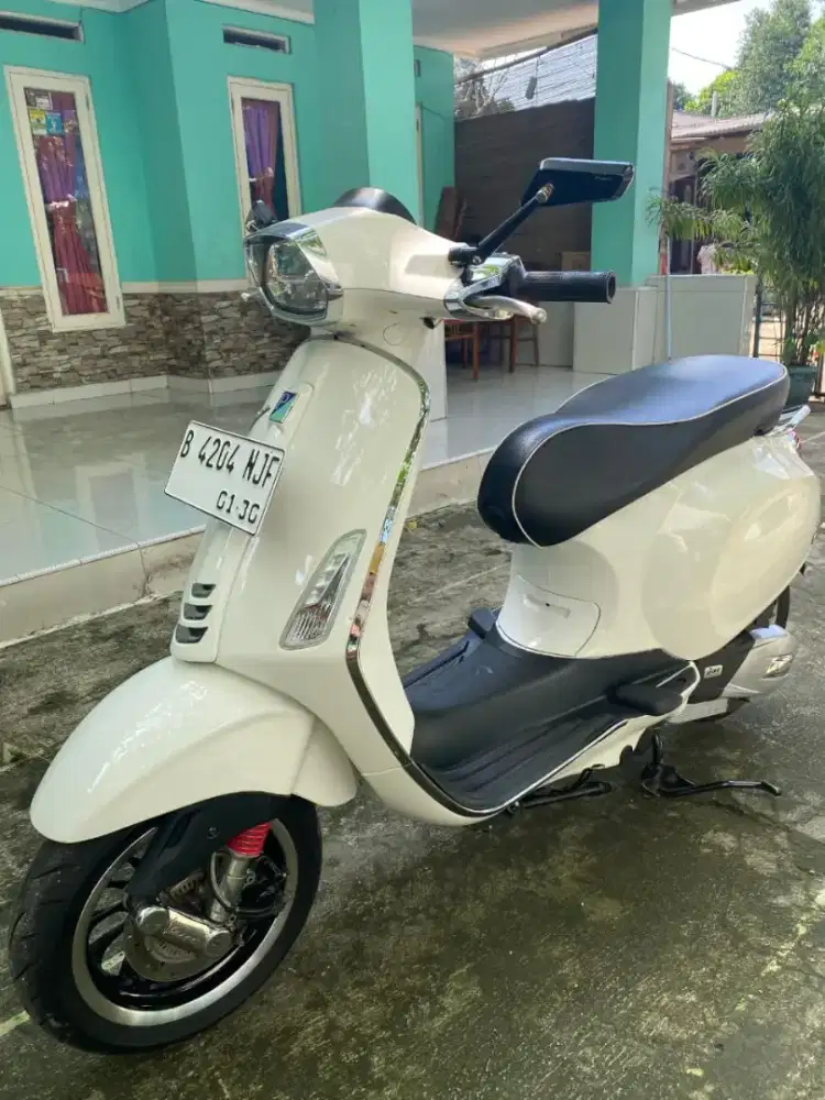Vespa Sprint 150 i-Get ABS