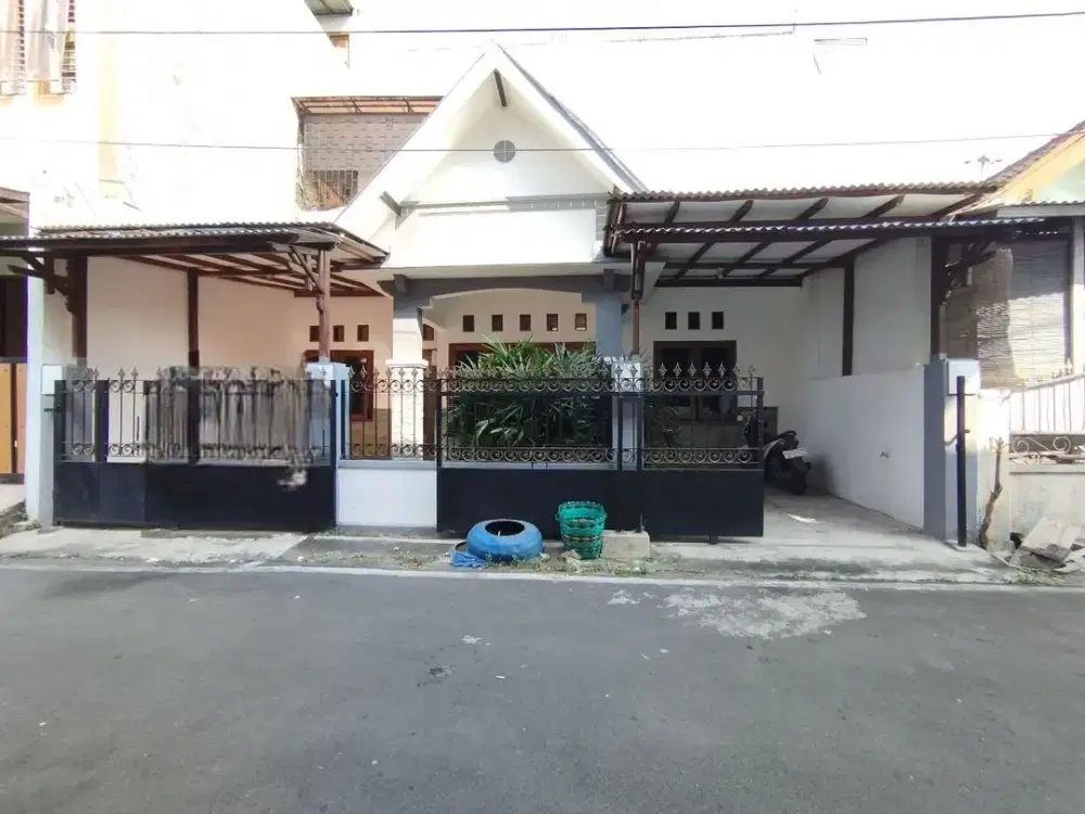 Rumah Second 100m² Siap Huni Seperti Baru Sukoharjo