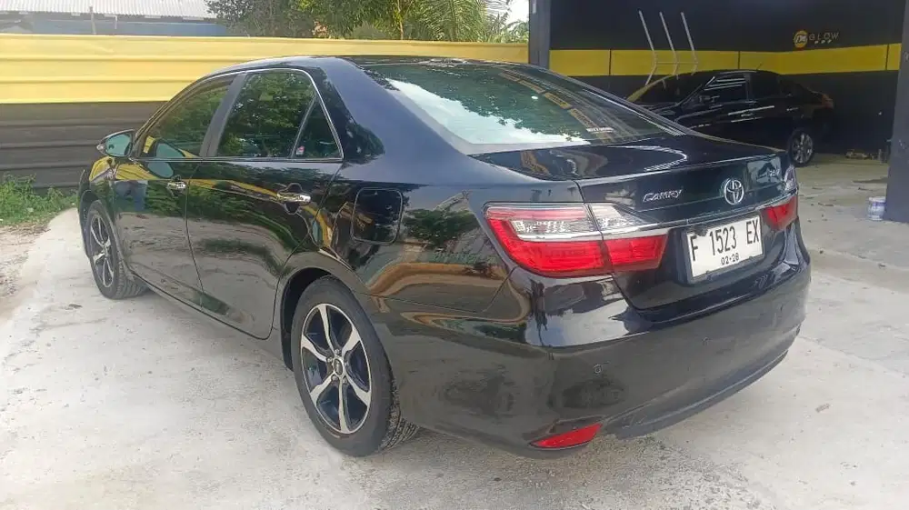 Toyota Camry 2017 Bensin