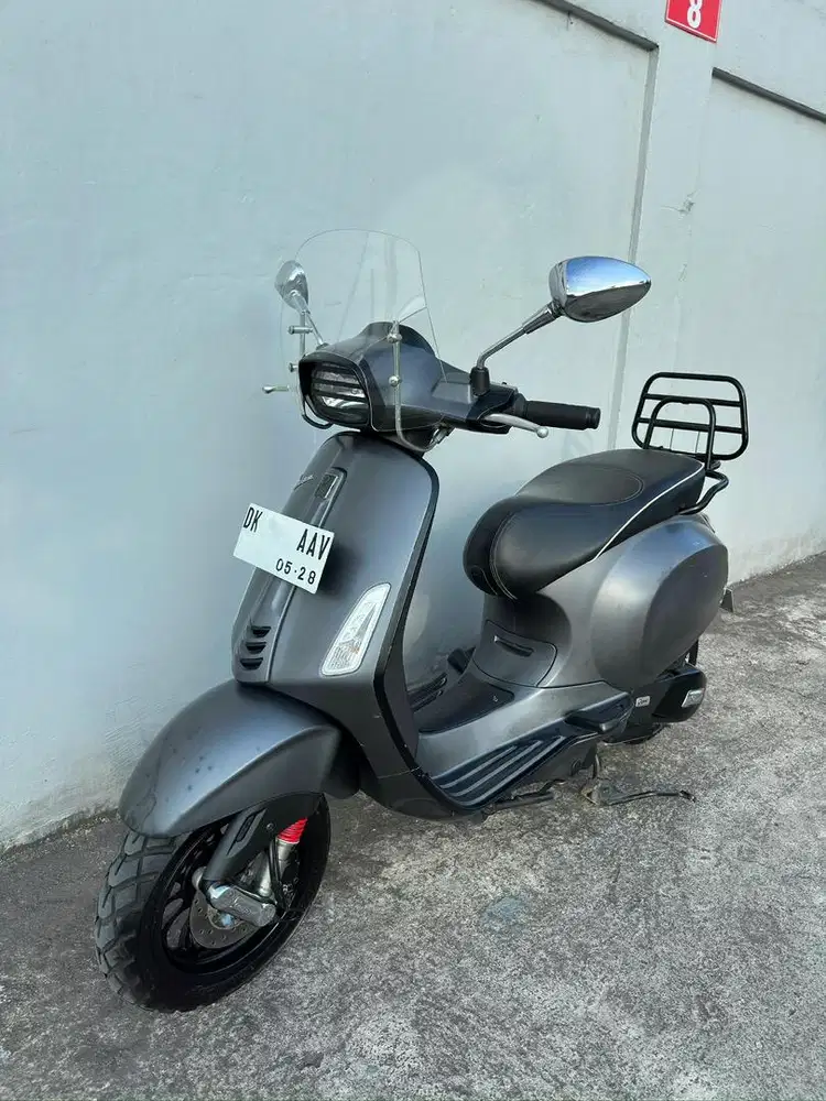 Vespa Sprint iGET Tahun 2018