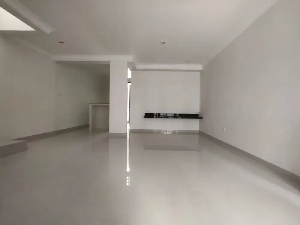 Dijual Rumah Bagus Siap Huni Sudah Renov di Podomoro