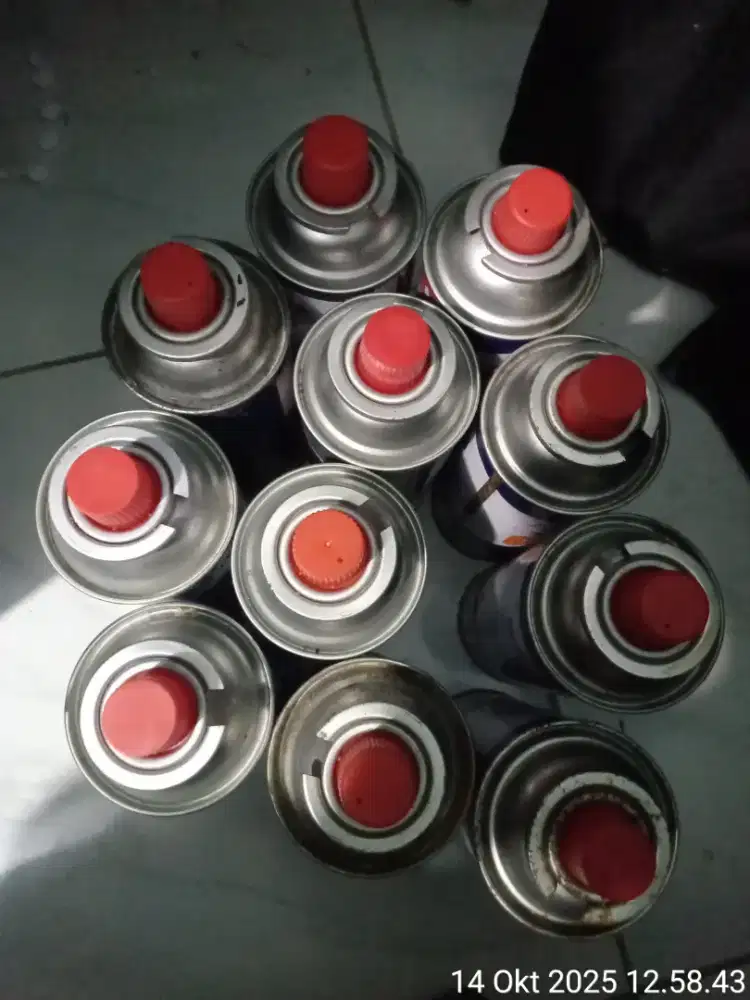 Kaleng gas portabel bekas