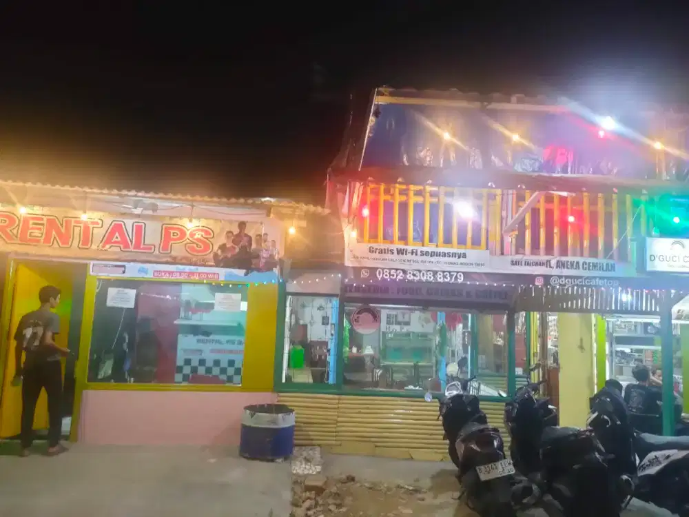 oper  warung/cafe sdg berjalan beserta isinya