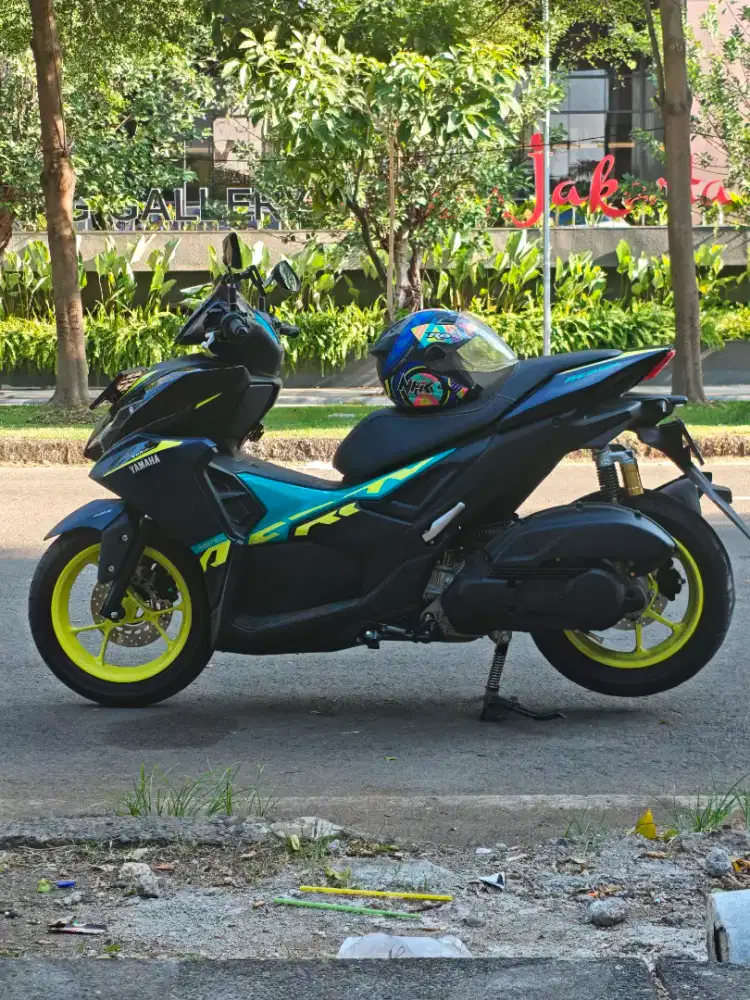 AEROX ALPHA CYBERCITY 2025 BIRU HITAM