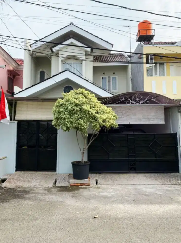 Di jual rumah bagus real galaxy bebas banjir di galaxy