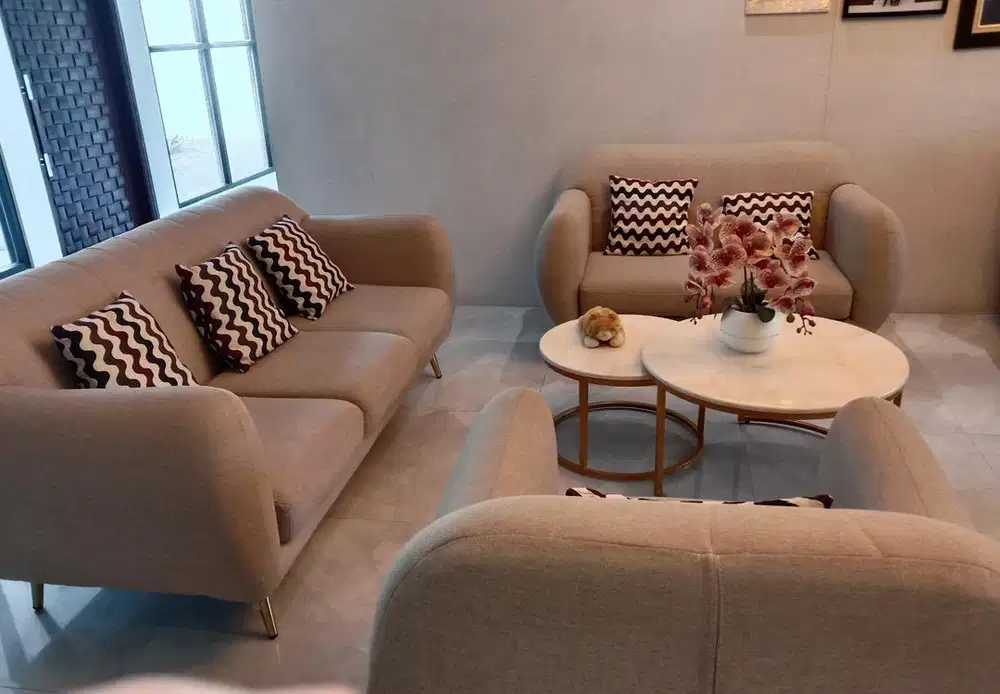 Sofa Dan Meja Marmer