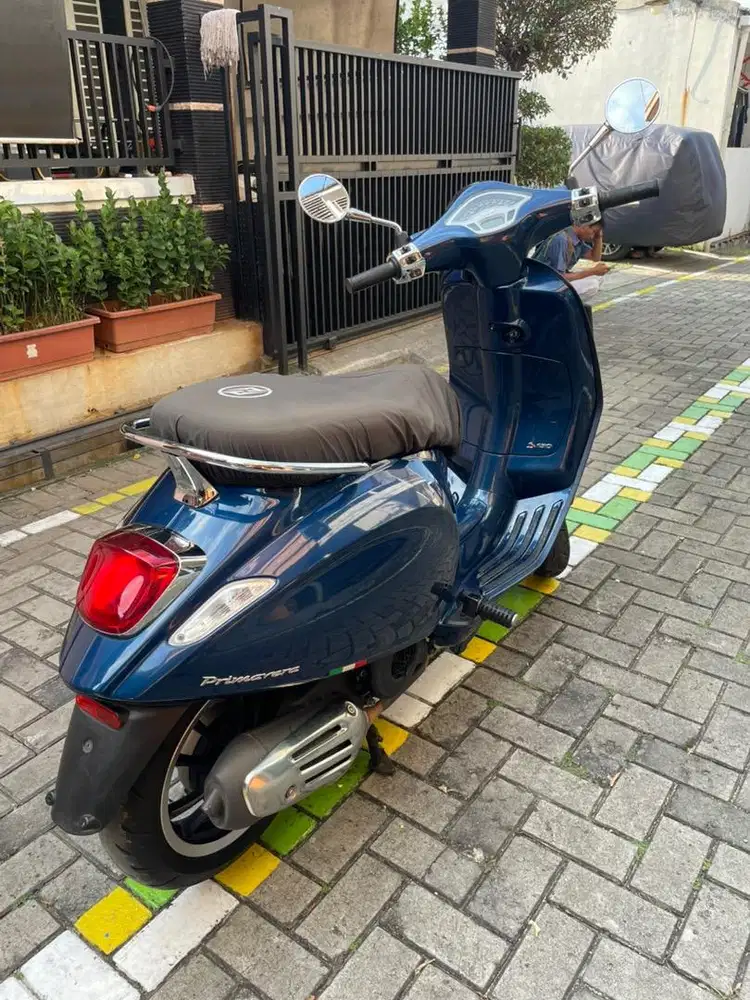 VESPA PRIMAVERA S150 IGET ABS Th 2022 Warna Navy