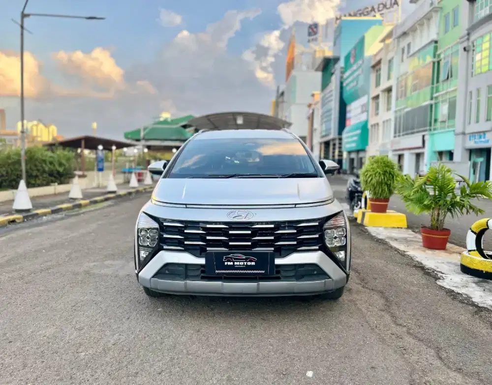 Hyundai Stargazer X Prime Captain Seat 2024 AT 1.5, Km 17Ribu