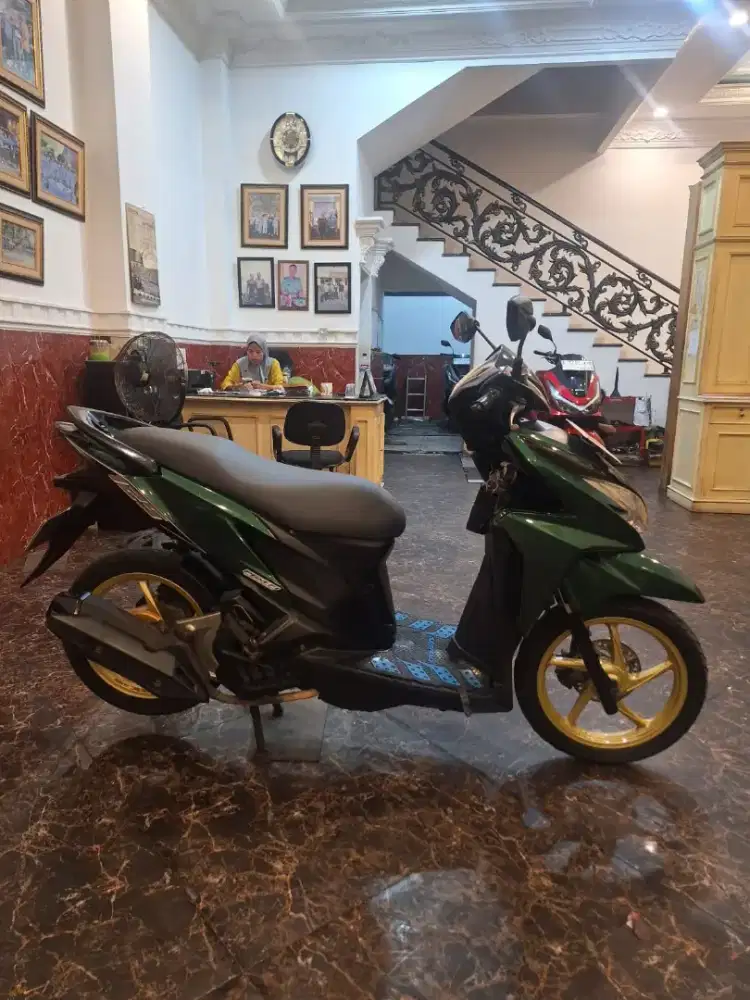 HUB KOM JUAL CEPAT VARIO 125 KZR 2013 MOTOR MULUS PJAK HIDUP KM LOW