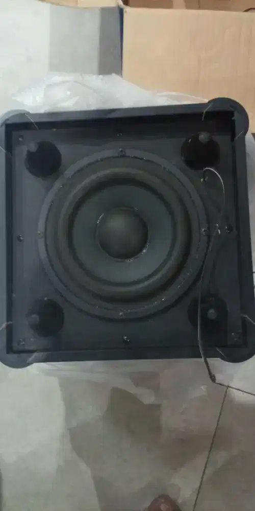 Subwoofer pasif bekas Tv Poliytron 32inc