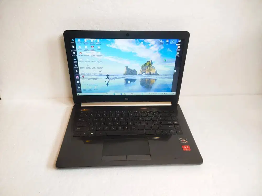 Hp 14 CM0078AU AMD Ryzen 5-2500U Ram 8GB Ssd 128GB + 250GB [A836]