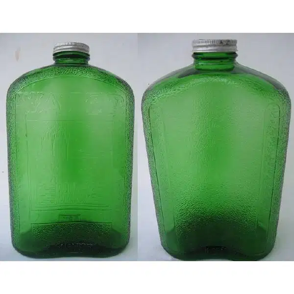 Antik Botol glas terbuat dari kristal hijau embosed WATER