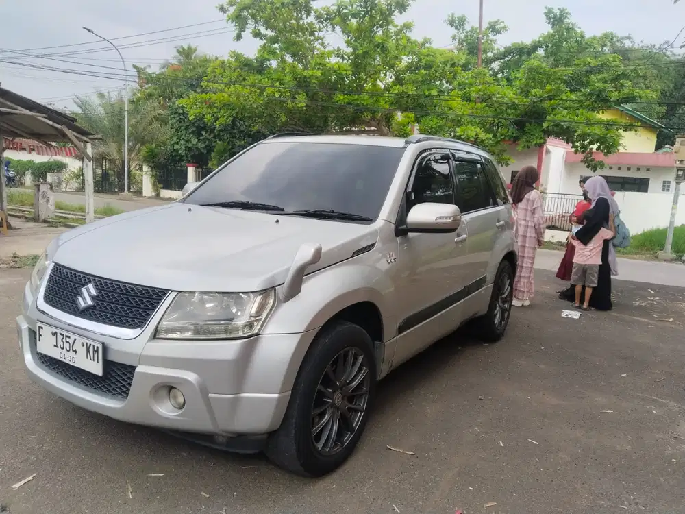 Suzuki Grand vitara 2010 Bensin