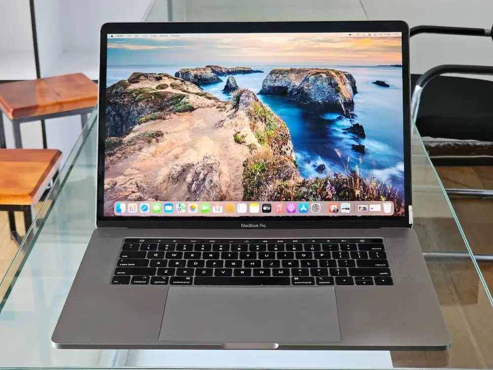 Macbook Pro Retina 2019 Touchbar intel core i9 Ram 16 GB SSD 1 TB