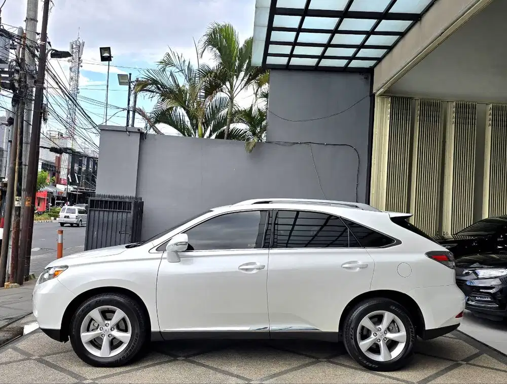 KM 60 RB ANTIK!! LEXUS RX 270 HK VERSION SUNROOF 2012 WHITE / RX270