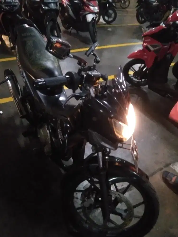 Satria Fu 150cc mesin bagus, lampu dan starter nyala, ban baru