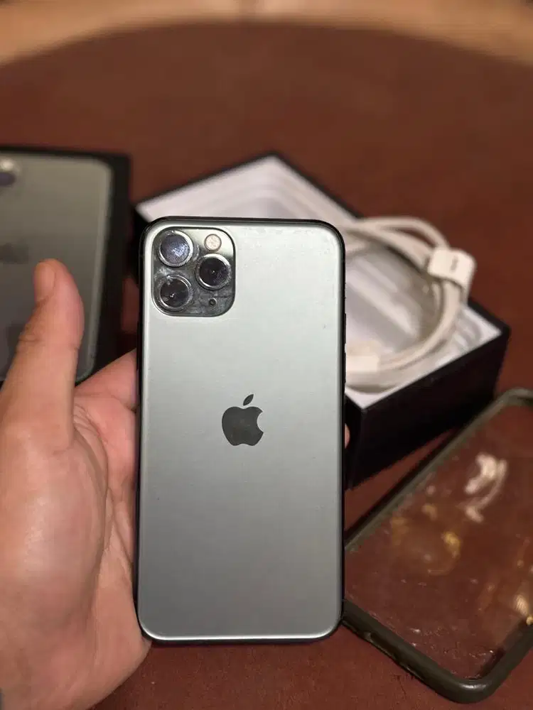 Iphone 11 Pro 256GB Grey / Abu Garansi Inter Mulus