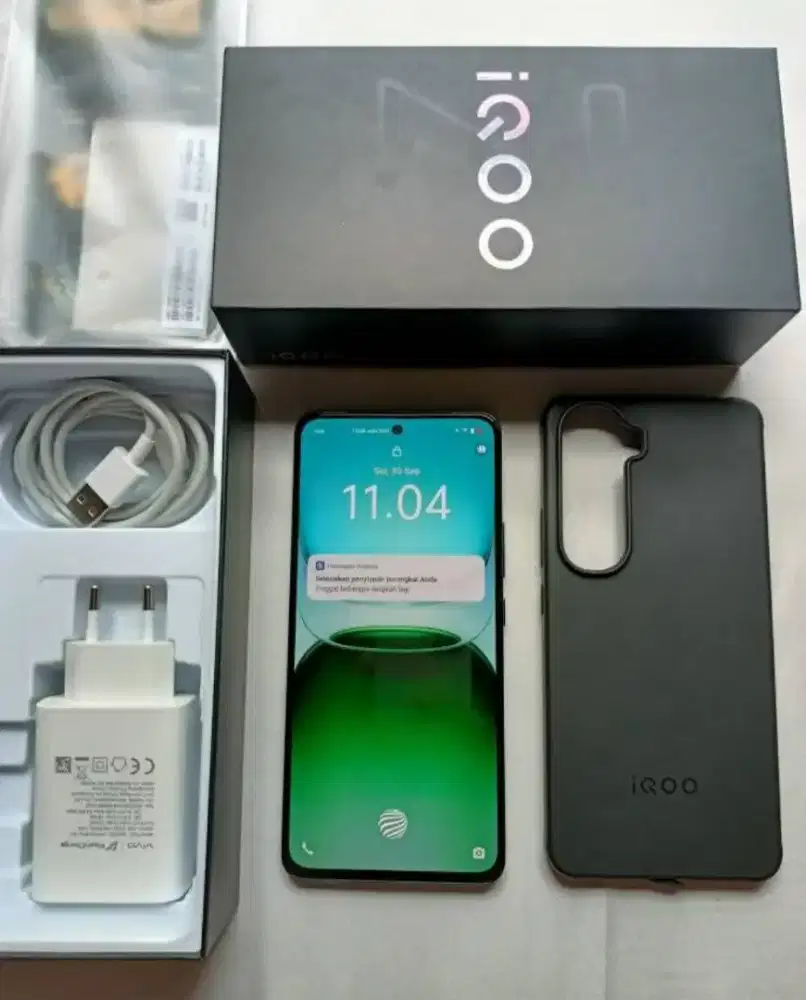 Jual hp IQOO Z10 Lite, 8+8/128, green, hp like new, spt baru