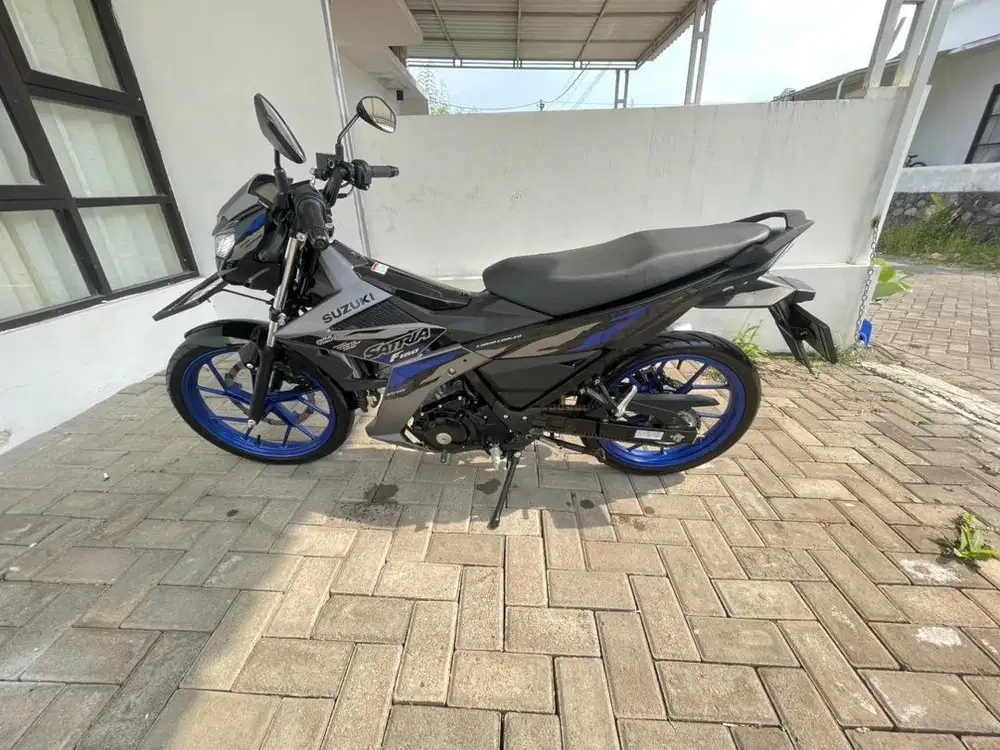 Dijual cepat suzuki satria 2025