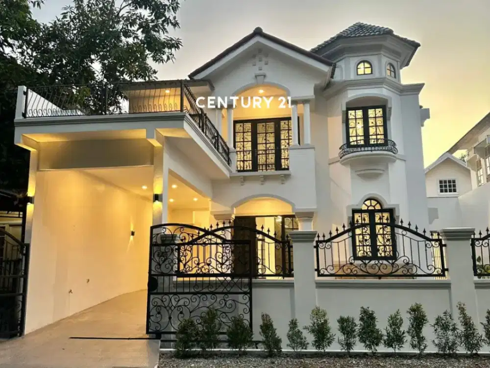 Rumah Bagus 2 Lantai Semi Furnished Di Hawaii Extension