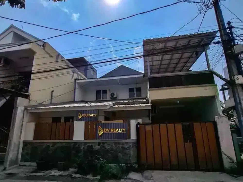 Jual rumah murah posisi hook semifurnish di kranggan permai