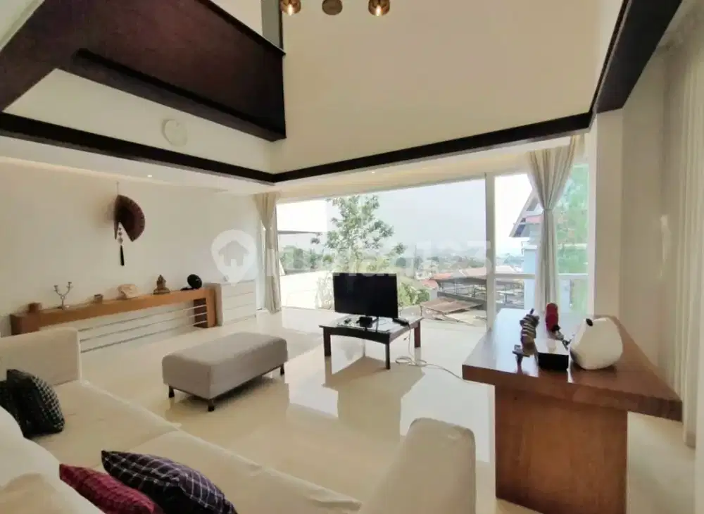Rumah Villa Sayap Dago Best View Full Furnished Bandung Utara