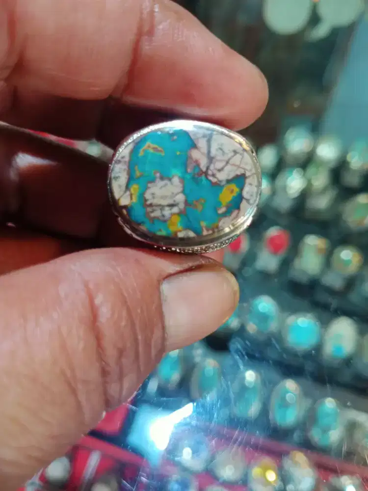 Pirus Persia motif caricatur
