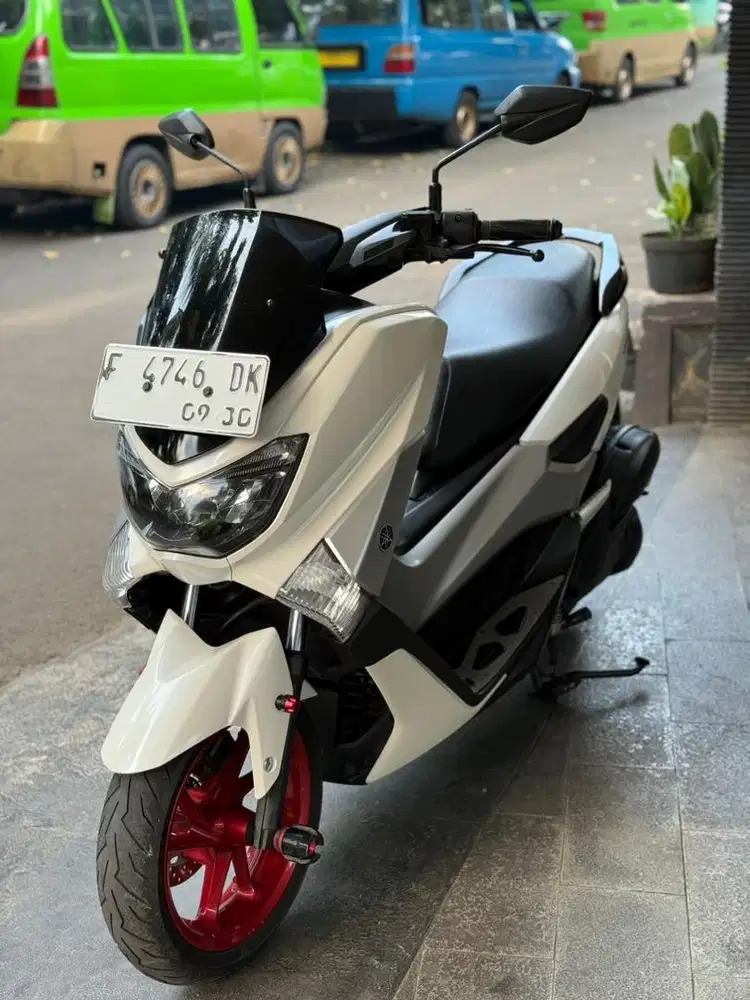 Yamaha Nmax 155 Thn 2015 KM 27rb Asli Putih Mulus