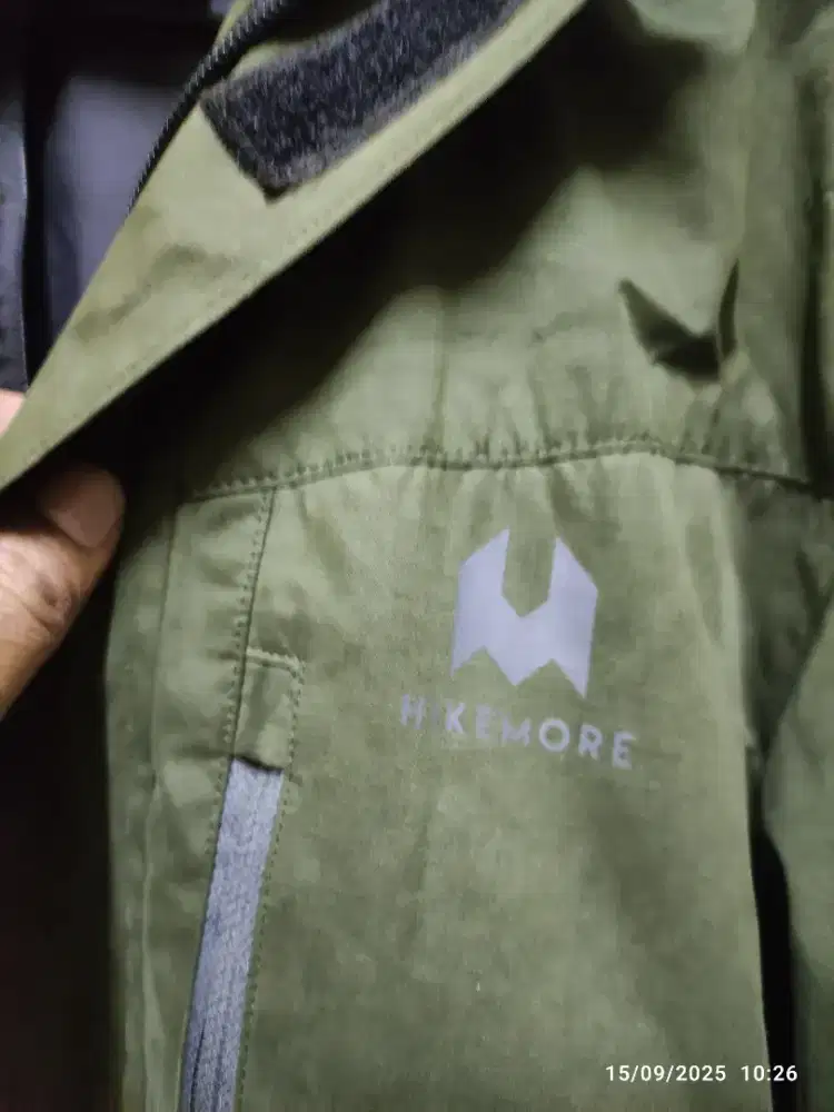 Jaket gunung hikemore