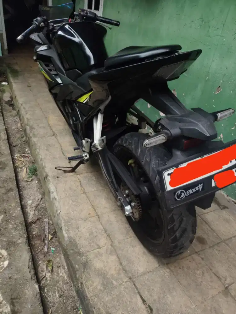 Jual motor cbr150R