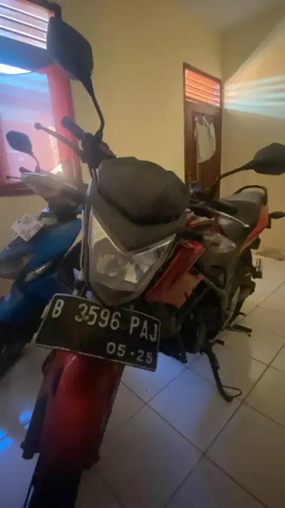forsale honda cb150r surat lengka pajak off kaleng off