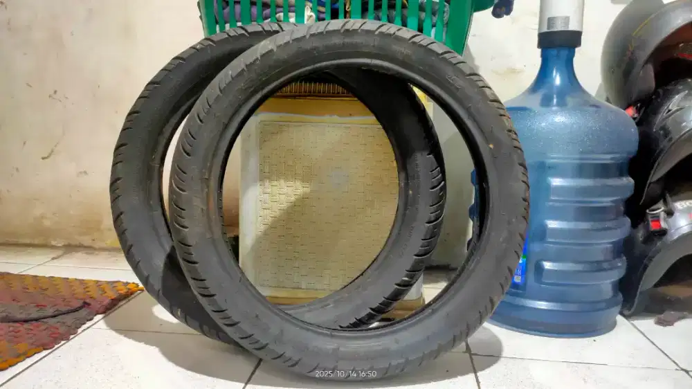 JUAL BEKAS BAN MOTOR ORIGINAL FEDERAL