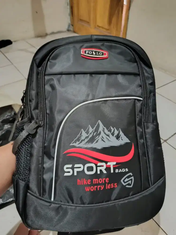 Tas sekolah serba 40 ribu